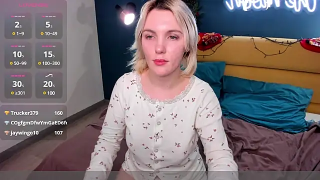 Fluffy Monica online show from 01-08-25, 01:09