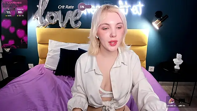 Fluffy Monica online show from 03-11-25, 03:59