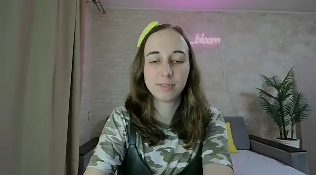 Anika bloom online show from 02-01-25, 06:43
