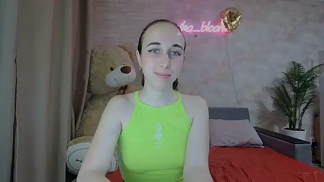Anika bloom online show from 03-09-25, 08:31