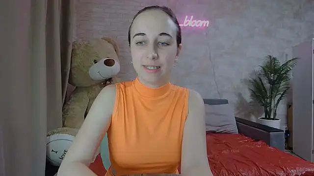 Anika bloom online show from 03-10-25, 08:34