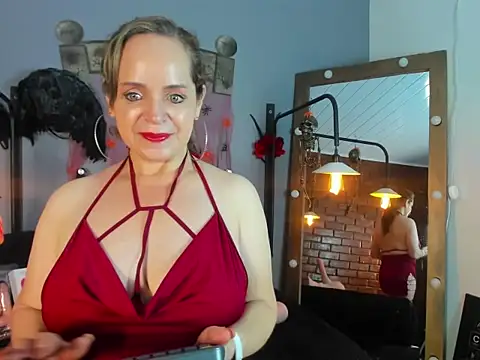 Snapshot of Samantha_mature56 chatting on 10-25-25, 09:06 Samantha mature56 online show from 10-25-25, 09:06