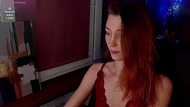 Snapshot of Fox_sky_Fox chatting on 01-07-25, 07:38 Fox sky Fox online show from 01-07-25, 07:38