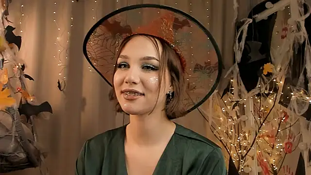 Tate Angel online show from 10-31-25, 06:09