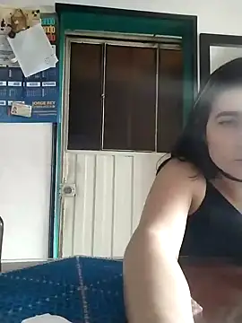 Snapshot of samanta_rosas1 chatting on 12-26-24, 06:33 samanta rosas1 online show from 12-26-24, 06:33