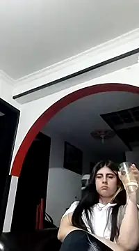 Snapshot of samanta_rosas1 chatting on 12-27-24, 10:48 samanta rosas1 online show from 12-27-24, 10:48