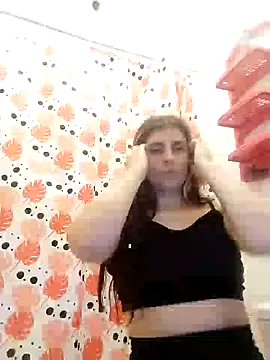 Snapshot of samanta_rosas1 chatting on 01-03-25, 12:43 samanta rosas1 online show from 01-03-25, 12:43