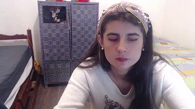 Snapshot of samanta_rosas1 chatting on 01-23-25, 01:24 samanta rosas1 online show from 01-23-25, 01:24