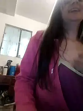 Snapshot of samanta_rosas1 chatting on 01-25-25, 03:30 samanta rosas1 online show from 01-25-25, 03:30