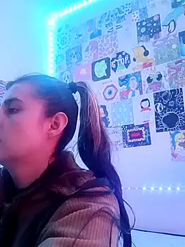 Snapshot of samanta_rosas1 chatting on 03-07-25, 08:22 samanta rosas1 online show from 03-07-25, 08:22