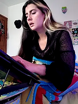 Snapshot of samanta_rosas1 chatting on 09-24-25, 12:19 samanta rosas1 online show from 09-24-25, 12:19
