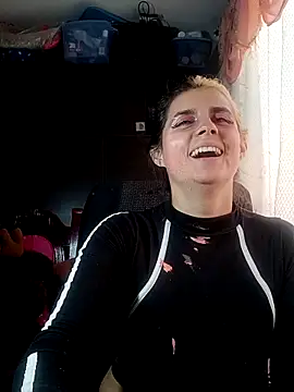 Snapshot of samanta_rosas1 chatting on 10-22-25, 12:05 samanta rosas1 online show from 10-22-25, 12:05