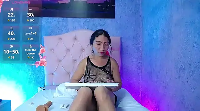 jennaa milf  online show from 12-30-24, 07:32
