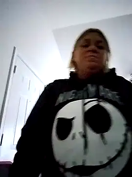 Playmate86 online show from 12-15-24, 05:42