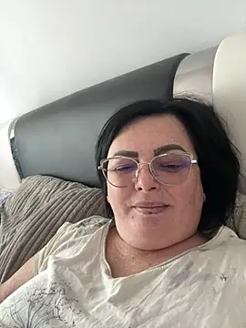 Amandamuller1982 online show from 12-17-24, 09:07