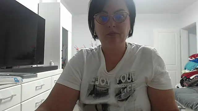 Amandamuller1982 online show from 09-20-25, 12:33