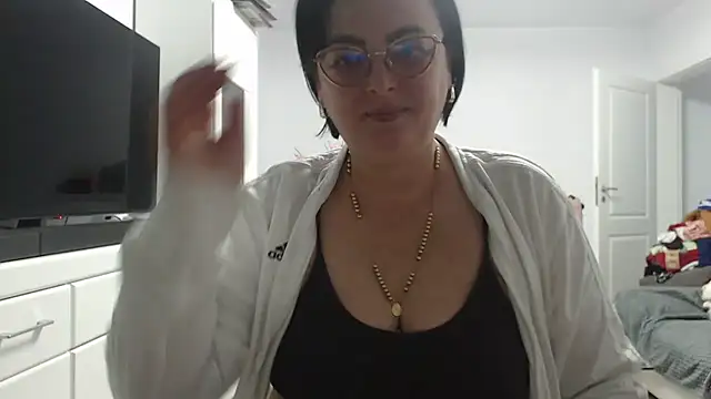 Amandamuller1982 online show from 11-02-25, 03:47