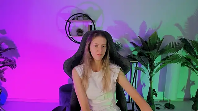 Sharon Evansi online show from 12-08-24, 08:41