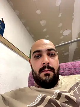 chicomallorca96 online show from 10-20-25, 03:34