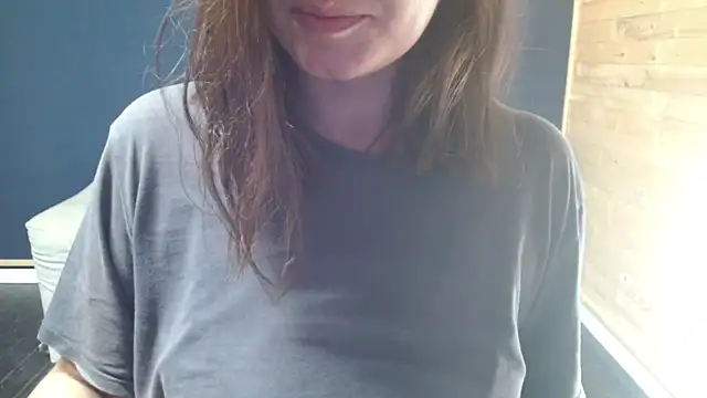 Snapshot of NovaBabe21 chatting on 09-14-25, 10:03 NovaBabe21 online show from 09-14-25, 10:03