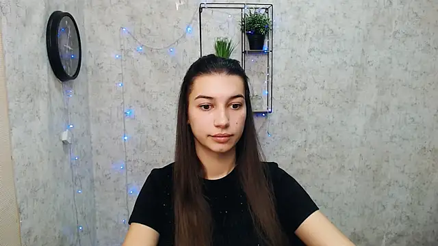 KarolinaRosse  online show from 01-07-25, 10:11