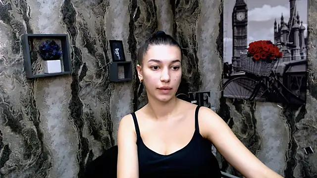 KarolinaRosse  online show from 01-12-25, 10:12