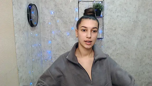 KarolinaRosse  online show from 01-14-25, 10:27