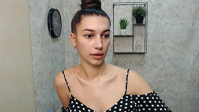 KarolinaRosse  online show from 01-14-25, 01:28