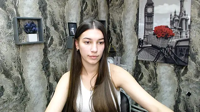 KarolinaRosse  online show from 02-03-25, 09:52