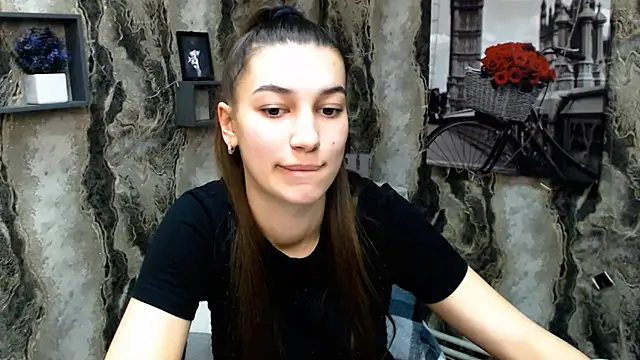 KarolinaRosse  online show from 02-07-25, 01:11