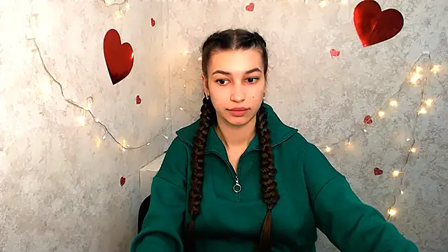KarolinaRosse  online show from 02-24-25, 07:11