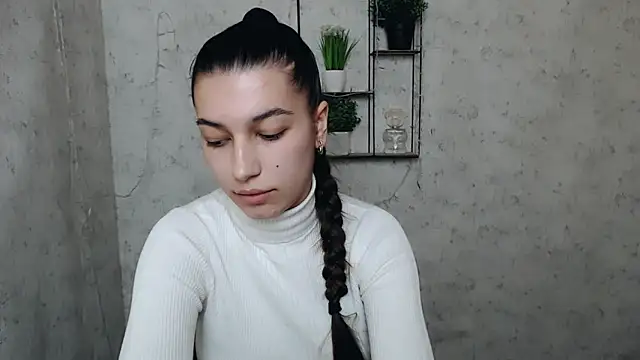 KarolinaRosse  online show from 03-04-25, 10:02