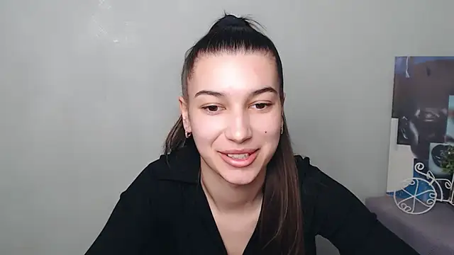 KarolinaRosse  online show from 03-17-25, 02:45