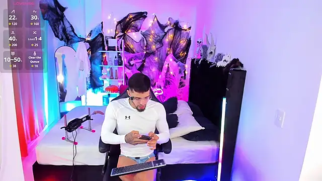 Snapshot of Duriel_ chatting on 10-29-25, 04:20 Duriel online show from 10-29-25, 04:20