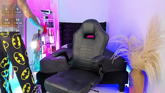 Snapshot of Duriel_ chatting on 11-05-25, 06:19 Duriel online show from 11-05-25, 06:19