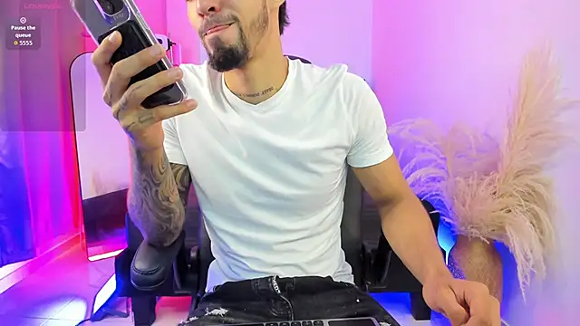 Snapshot of Duriel_ chatting on 11-06-25, 06:09 Duriel online show from 11-06-25, 06:09