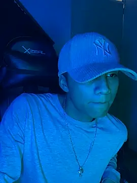 SkinnyHot444 online show from 02-07-25, 04:37