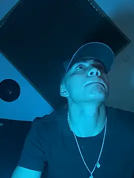 SkinnyHot444 online show from 03-09-25, 02:21