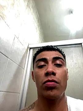 SkinnyHot444 online show from 10-04-25, 10:52