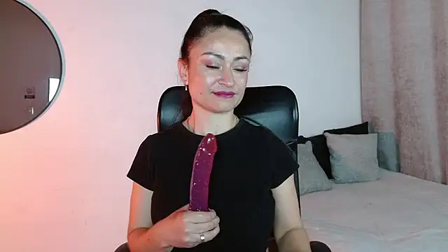 SaraMilf 69 online show from 12-20-24, 04:04