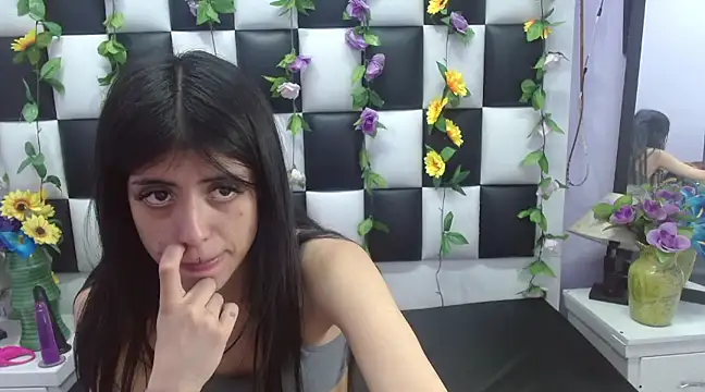 Morgana Smit online show from 03-17-25, 07:26