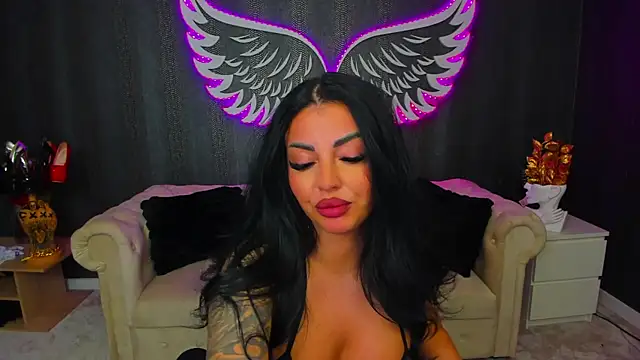 anemarieejolie online show from 12-17-25, 05:30