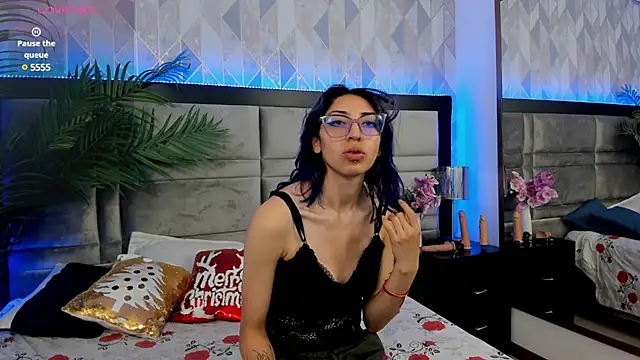 Im gaia online show from 12-28-24, 12:24