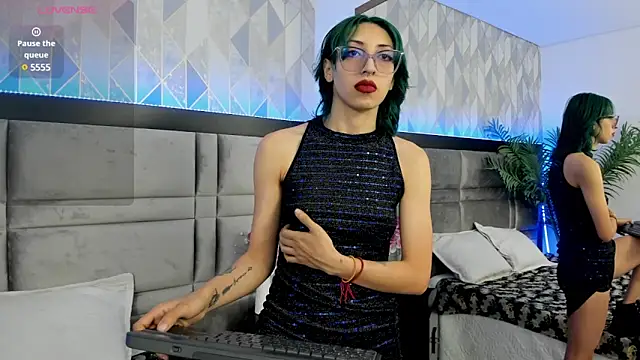 Im gaia online show from 01-10-25, 02:13