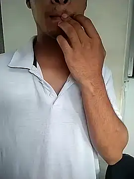 morenomr1 online show from 12-20-24, 05:51