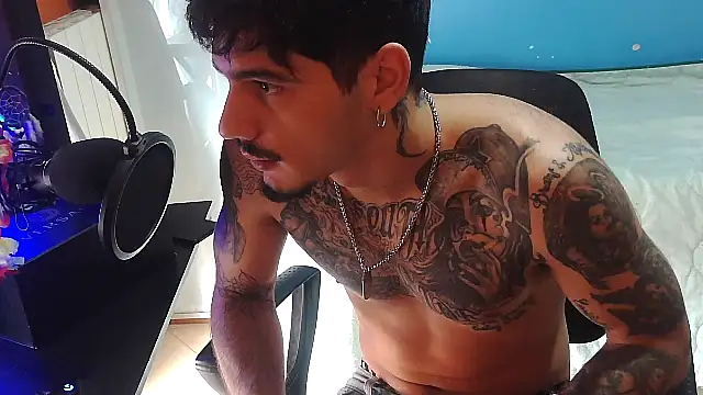 Badboyi1997 online show from 10-17-25, 02:08