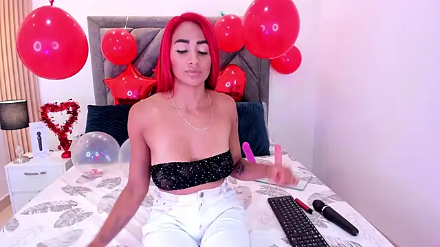 ValeryPettry 1 online show from 02-15-25, 03:42