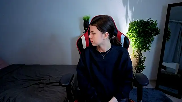 Este Glen online show from 10-09-25, 01:03