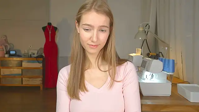 solar bella online show from 01-18-25, 04:31