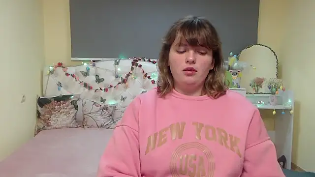 StaceyLex online show from 04-13-26, 05:46